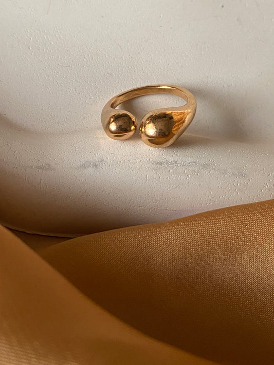Adjustable Double Faced Golden Ring